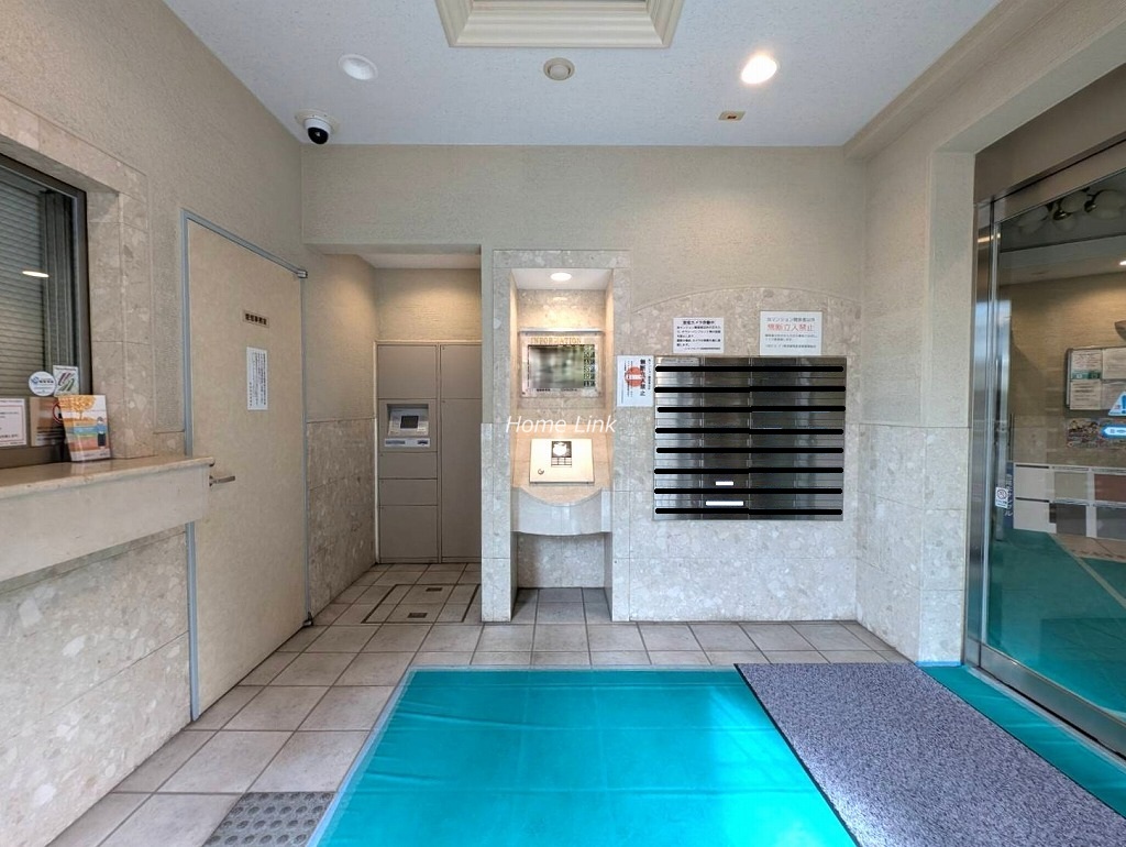 ライオンズガーデン東武練馬壱番館　エントランス